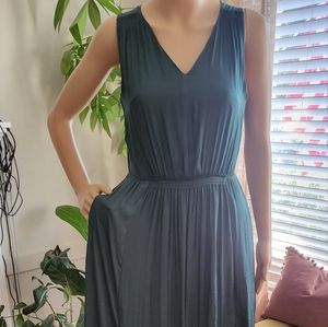 Banana Republic green size 4